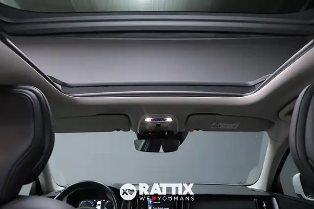 Volvo XC60 view 29
