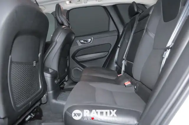 Volvo XC60 view 27