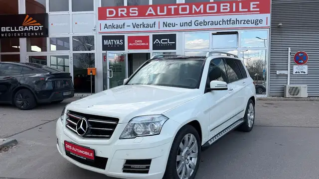 Mercedes-Benz GLK 300 4Matic/Navi/Leder/Sport-Paket Exterieur