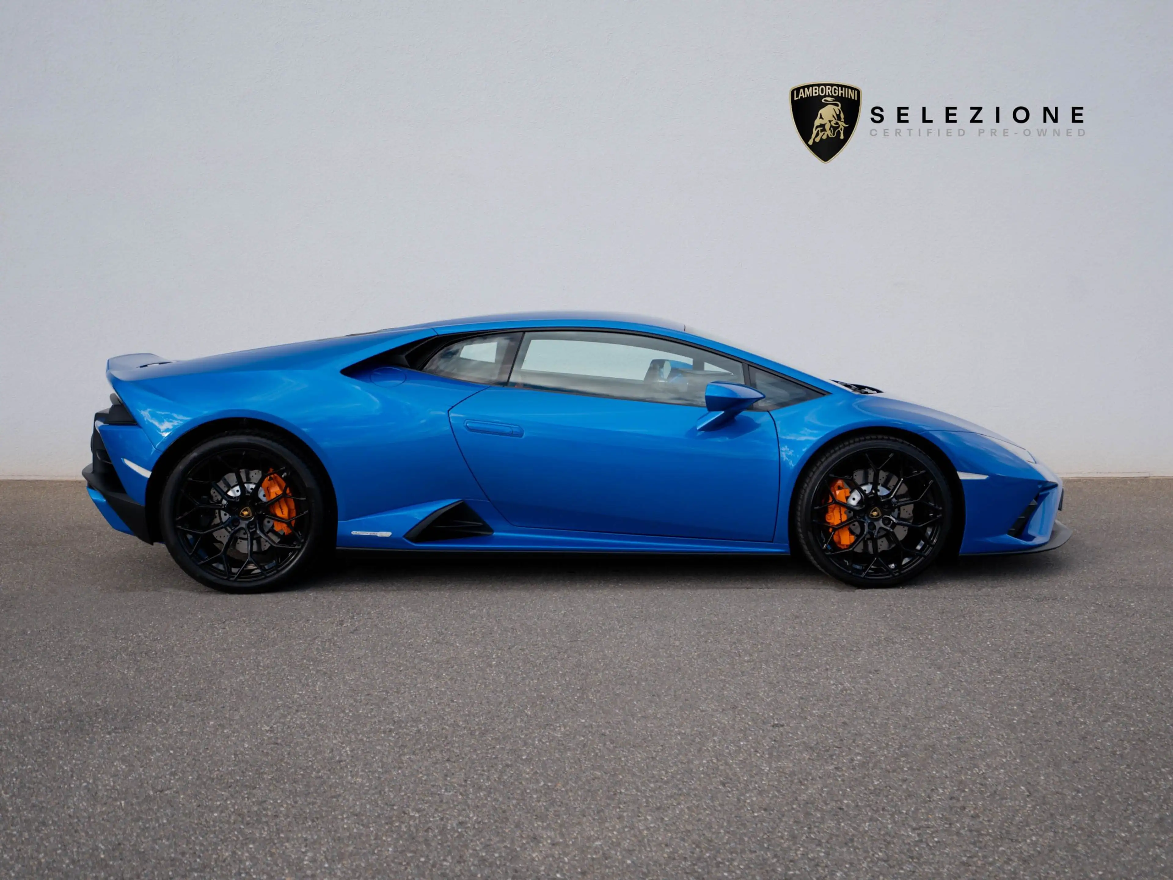 Lamborghini Huracán Evo RWD SPORTSEAT LDS SENSONUM CARPLAY AMBIENT-LIG — photo 2