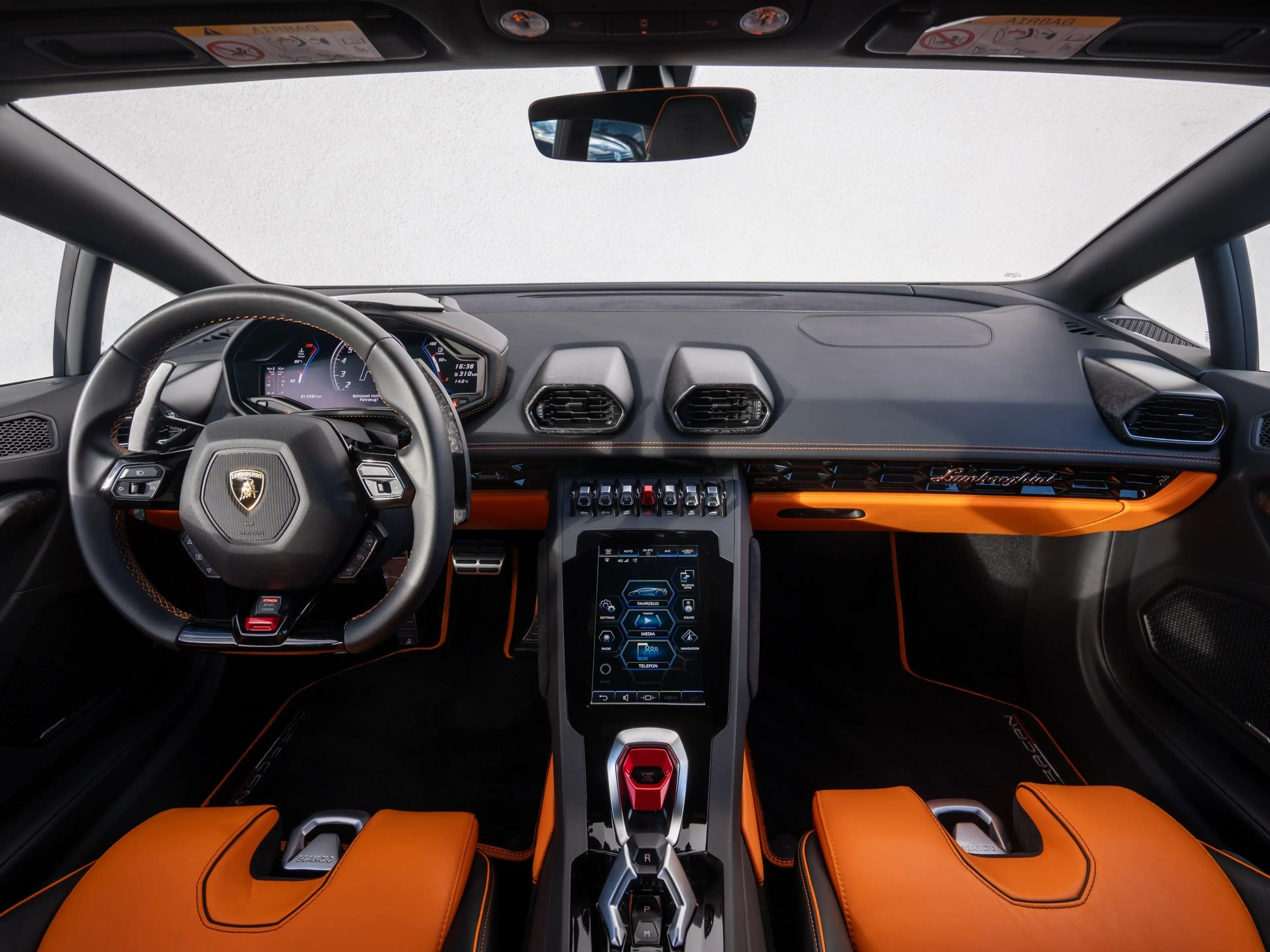 Lamborghini Huracán Evo RWD SPORTSEAT LDS SENSONUM CARPLAY AMBIENT-LIG — photo 10