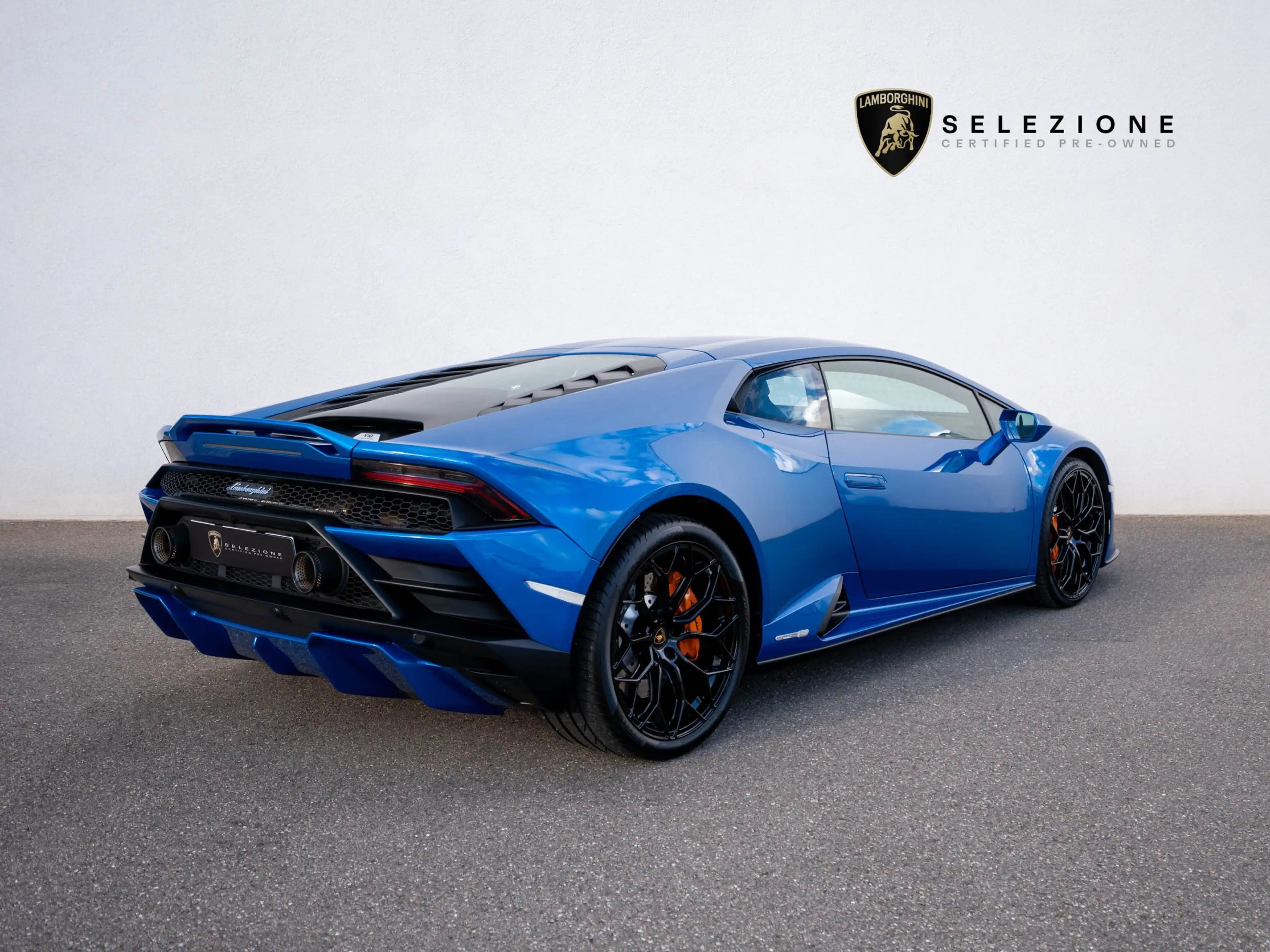 Lamborghini Huracán Evo RWD SPORTSEAT LDS SENSONUM CARPLAY AMBIENT-LIG — photo 3