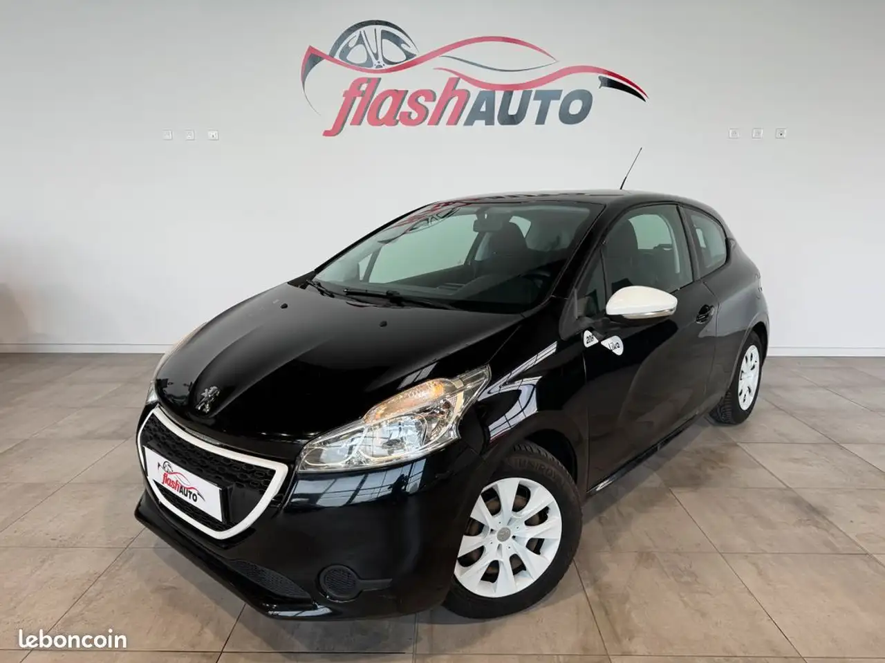Peugeot 208 1.0 VTi 68cv LIKE-2015