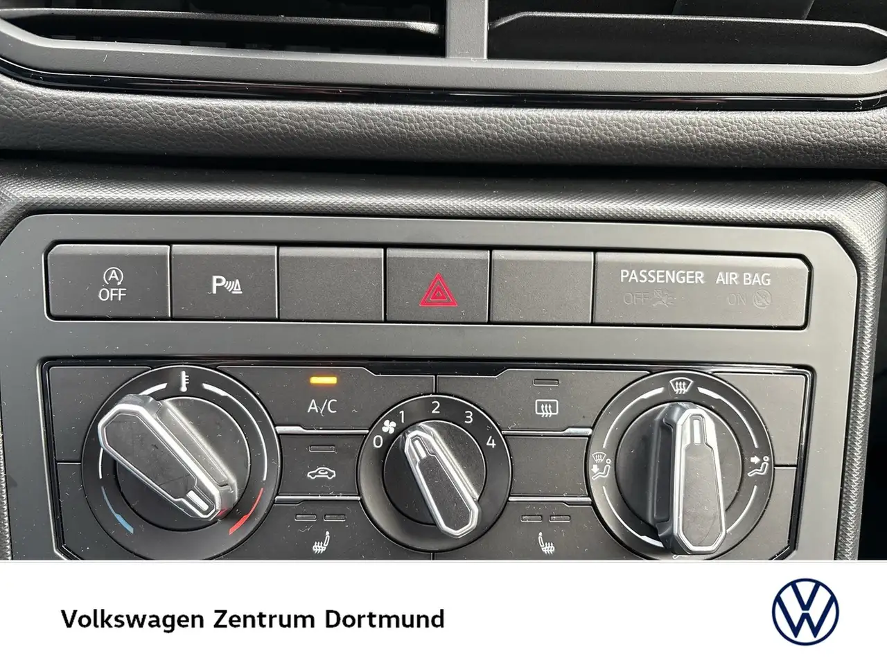 Volkswagen T-Cross 1.0 CARPLAY SITZHEIZUNG LED EINPARKHILFE 11