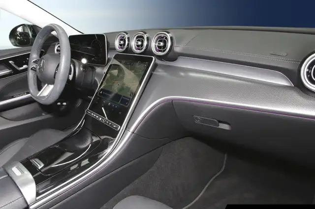 Mercedes-Benz C-Class view 7