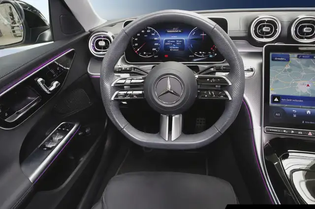 Mercedes-Benz C-Class view 11