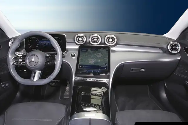 Mercedes-Benz C-Class view 10
