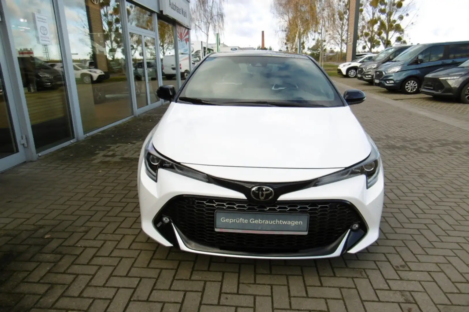 Toyota Corolla 2.0 Hybrid GR Sport Weiß - 2