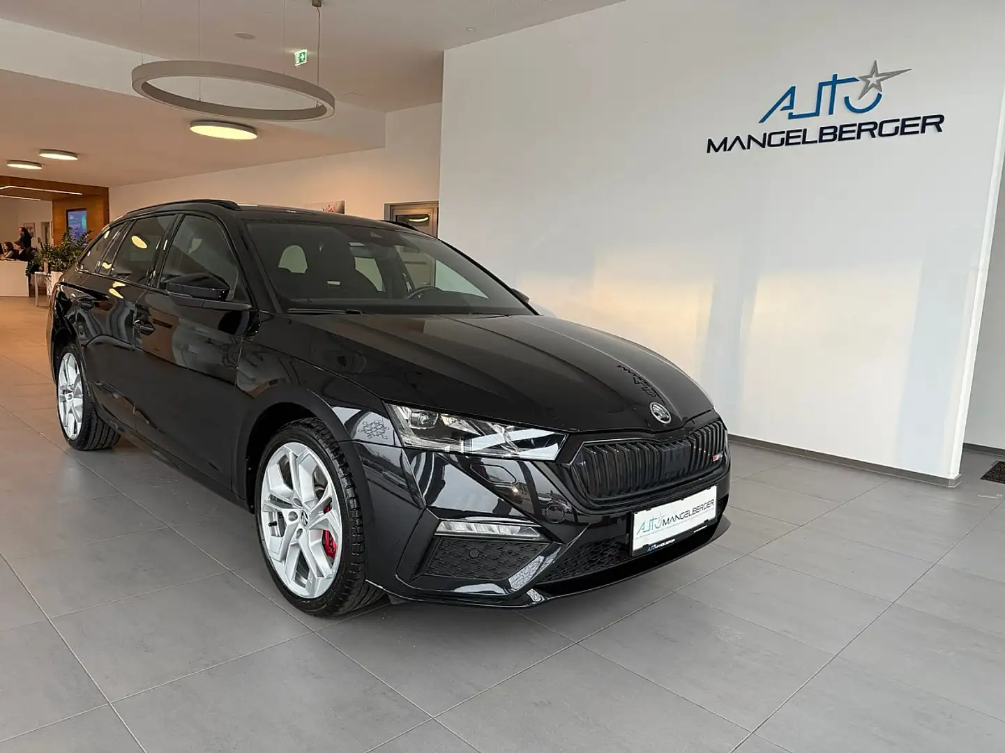 Skoda Octavia RS iV 245 PHEV DSG Schwarz - 1