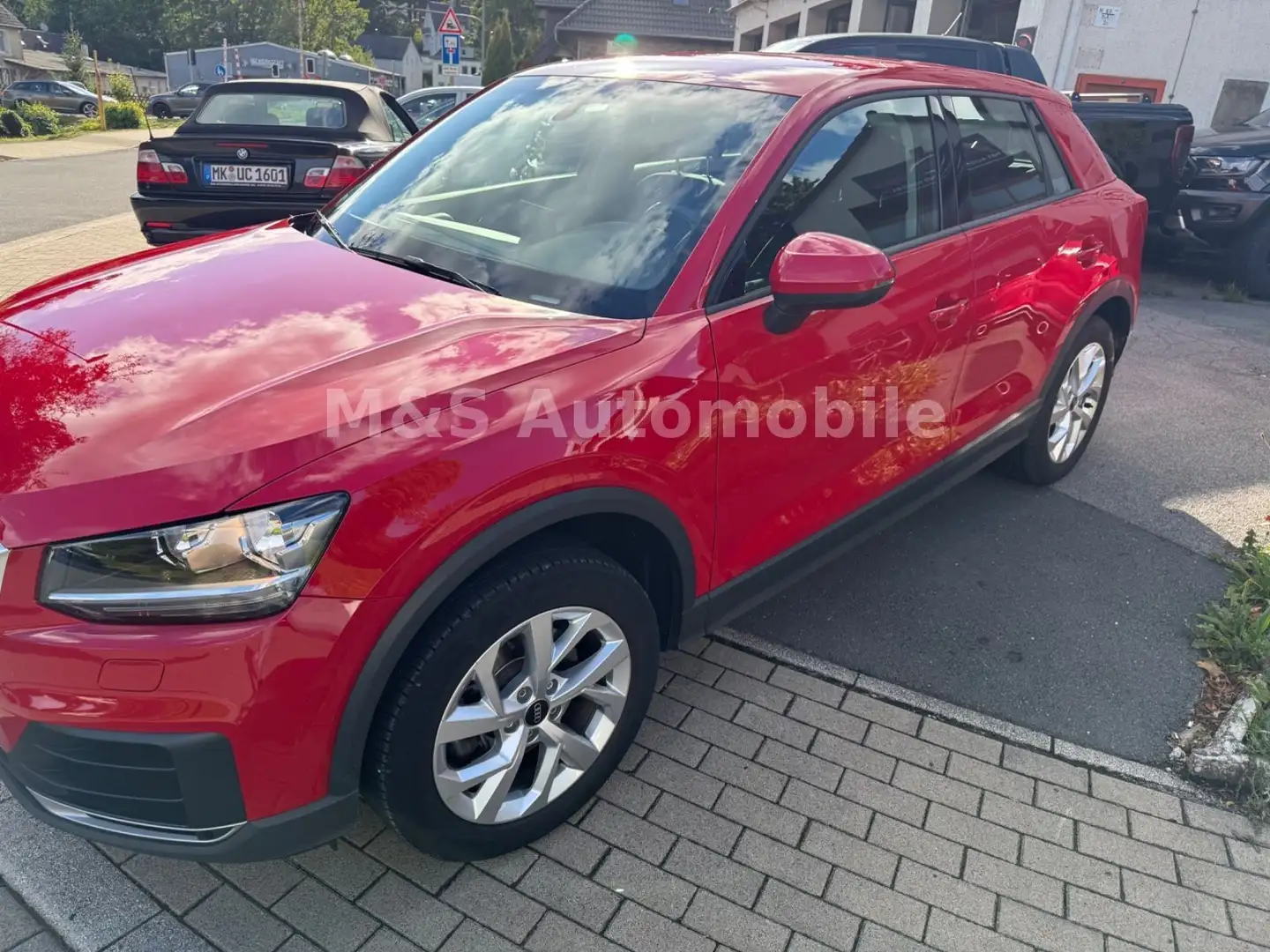 Audi Q2 basis ultra Automatik,Klima,SHZ,2.Hand Rot - 1