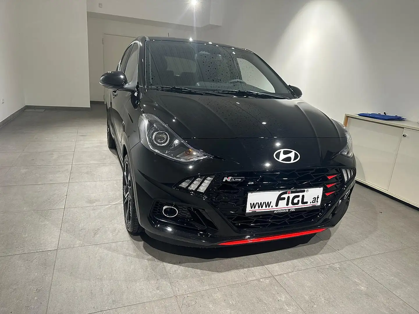 Hyundai i10 1,0 T-GDI N Line Schwarz - 2