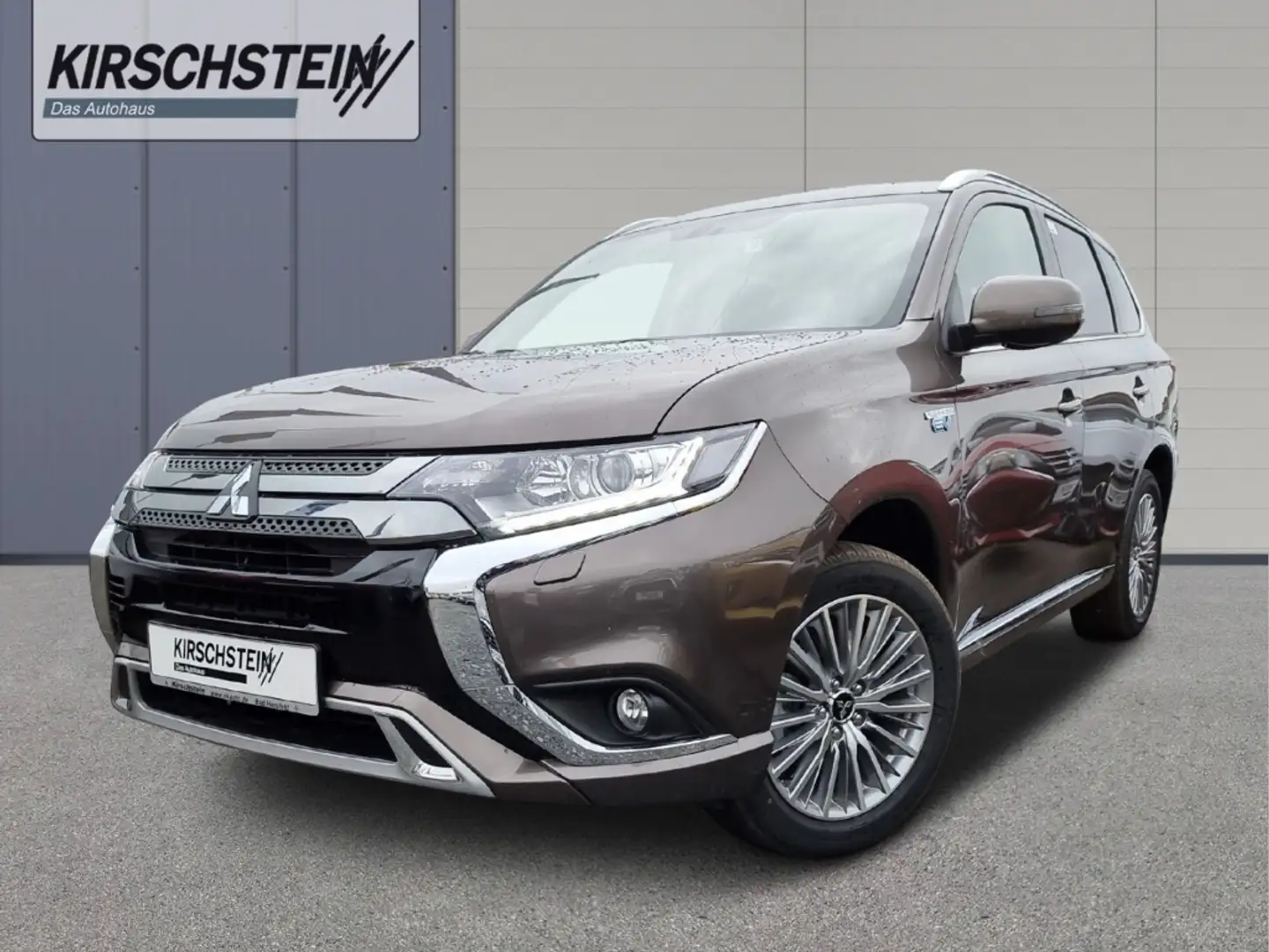 Mitsubishi Outlander Basis sofort Smartlink Kamera DAB Bruin - 1