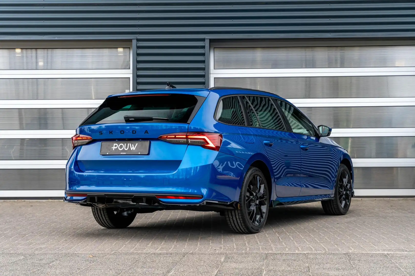 Skoda Octavia Combi 1.5 TSI 115pk DSG MHEV Business Edition | Tr Blu/Azzurro - 2
