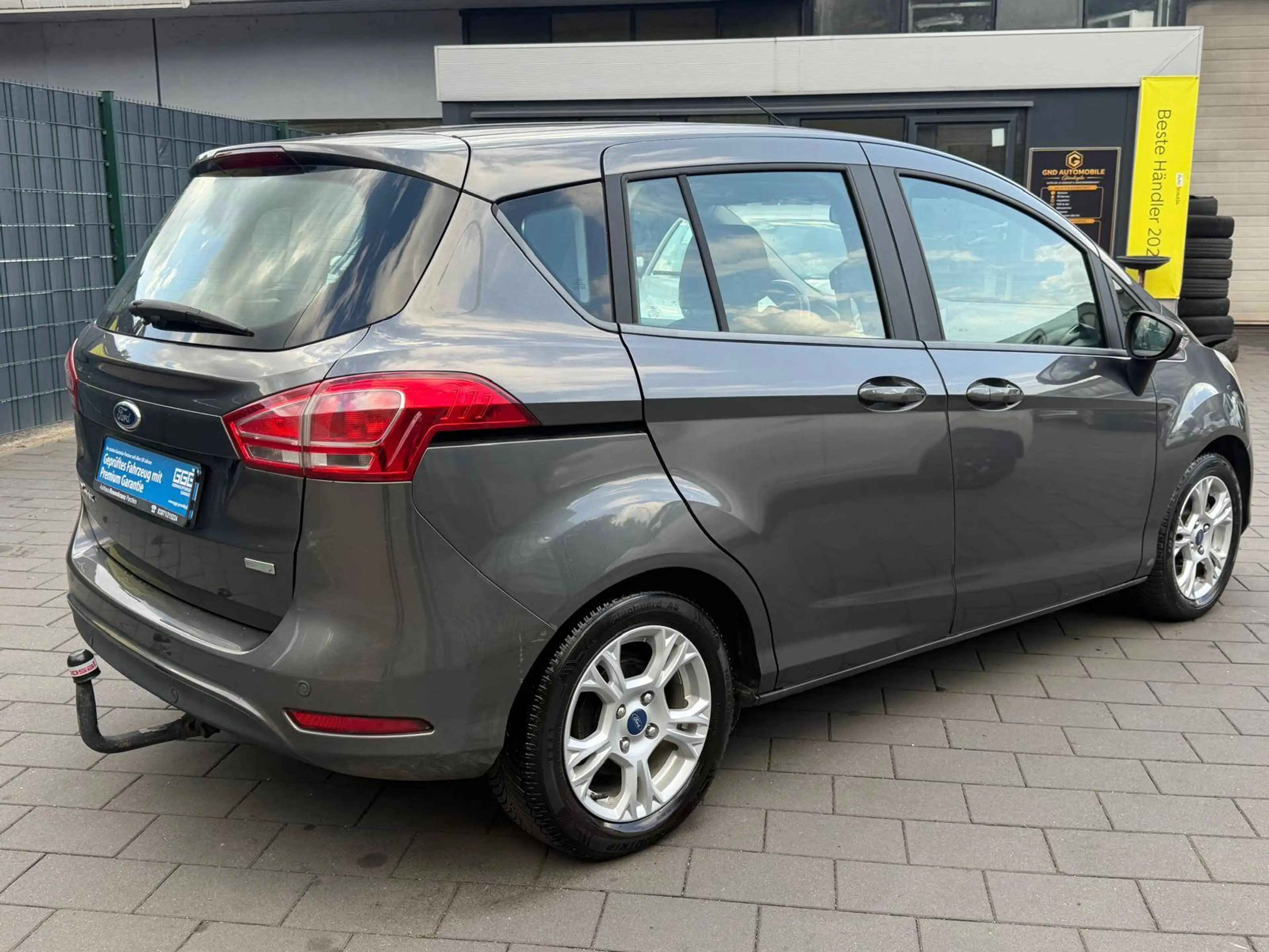 Ford B-Max Trend Klima STZH PDC AHK TÜV NEU — photo 8