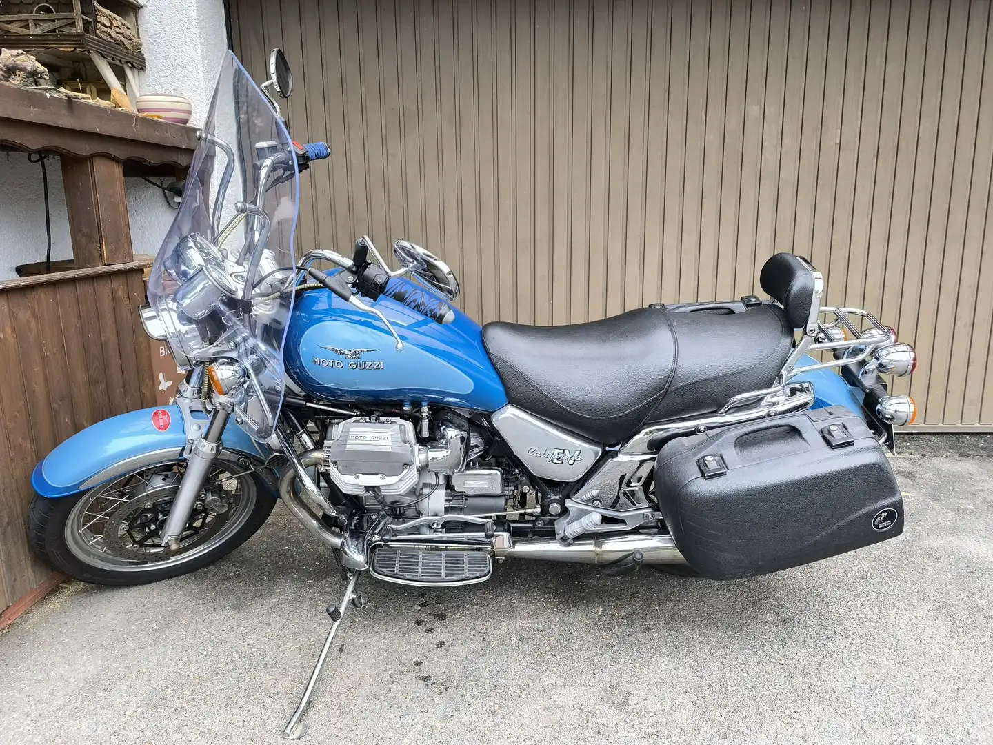 Moto Guzzi California 1100 EV mit Öhlins-Fahrwerk Albastru - 1