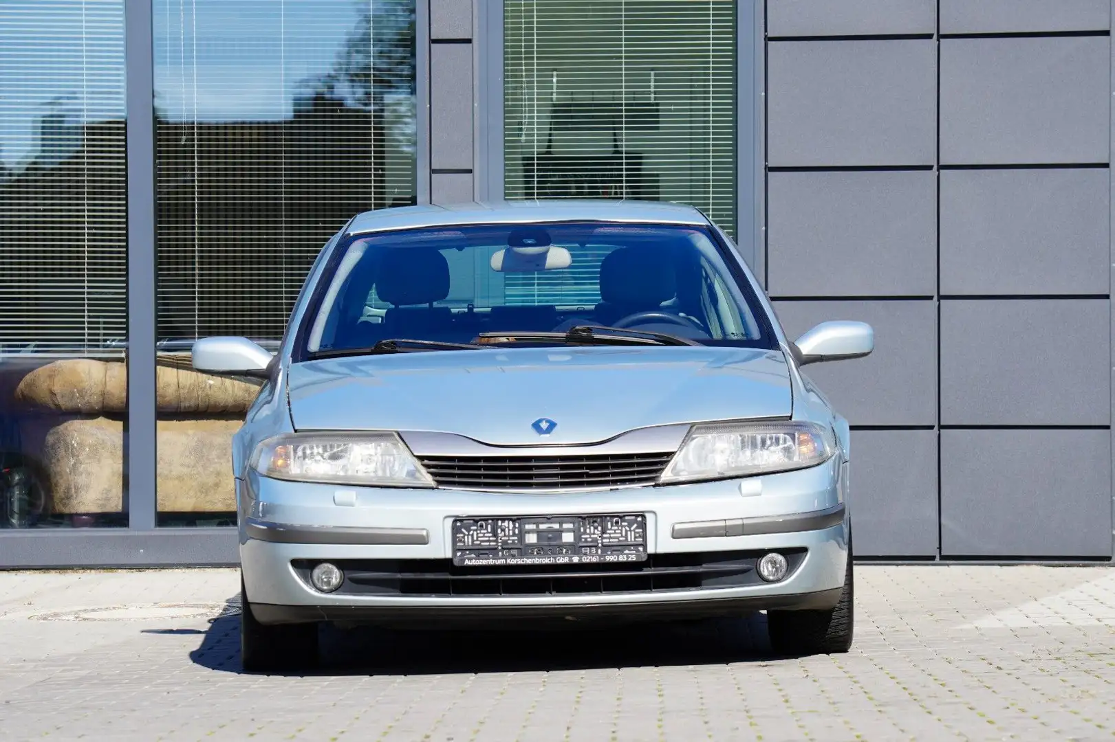 Renault Laguna II Initiale Automatik *BESCHREIBUNG LESEN Grijs - 2