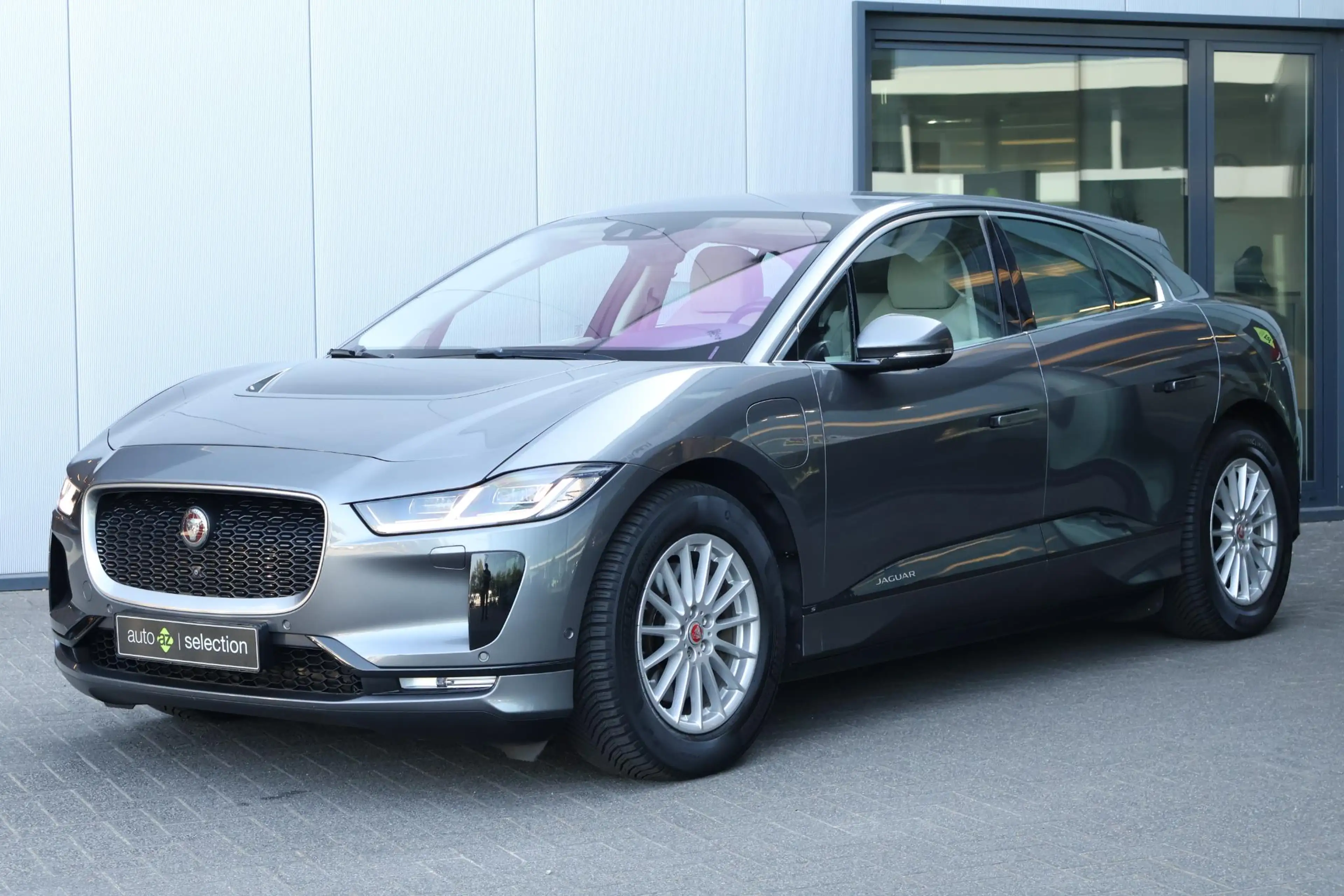 Jaguar I-Pace EV400 SE 90 kWh / DAB / Adaptive cruise / Luchtver — photo 7
