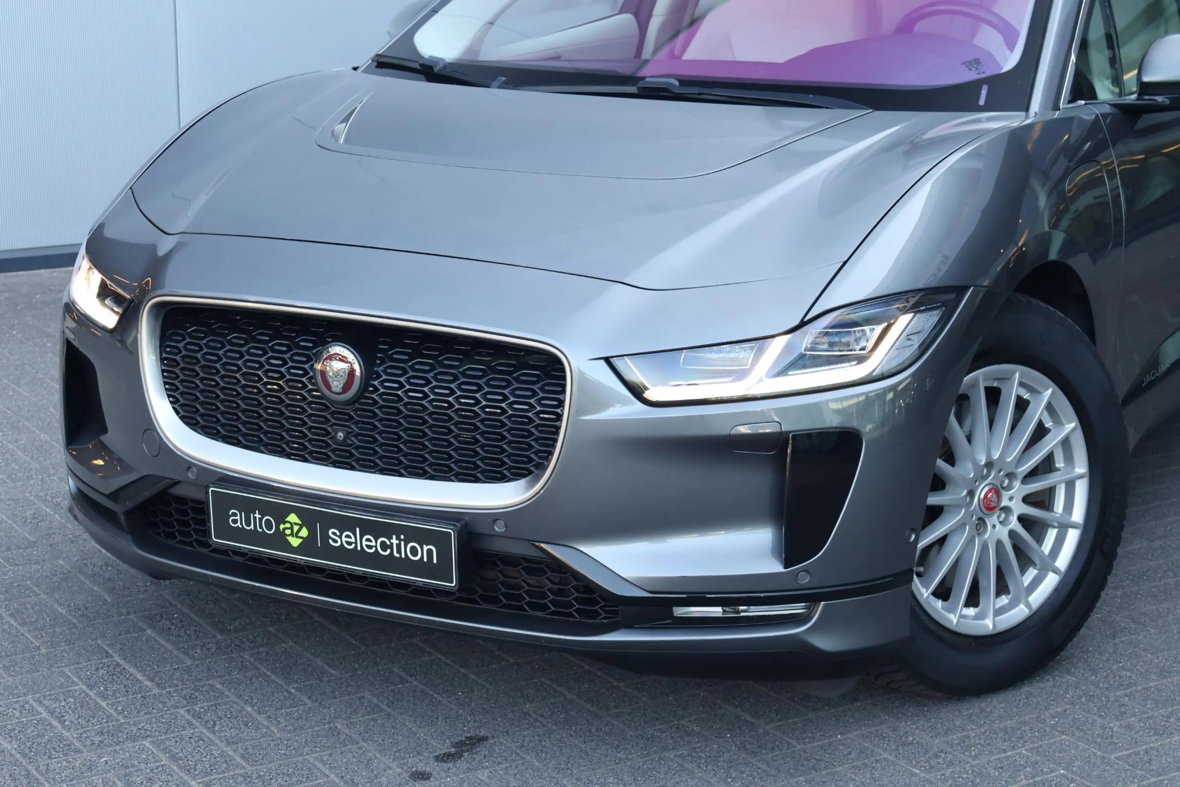 Jaguar I-Pace EV400 SE 90 kWh / DAB / Adaptive cruise / Luchtver — photo 4