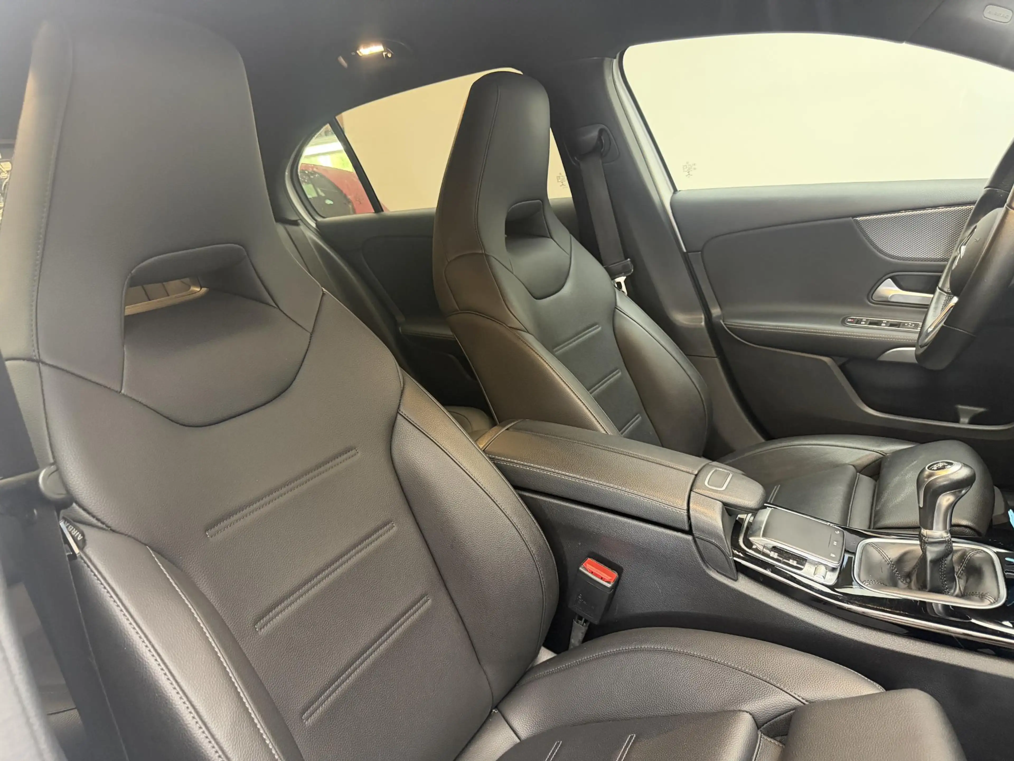 Mercedes-Benz A 200 Business Solution | 18 '' AMG wielen | Burmerster — photo 6