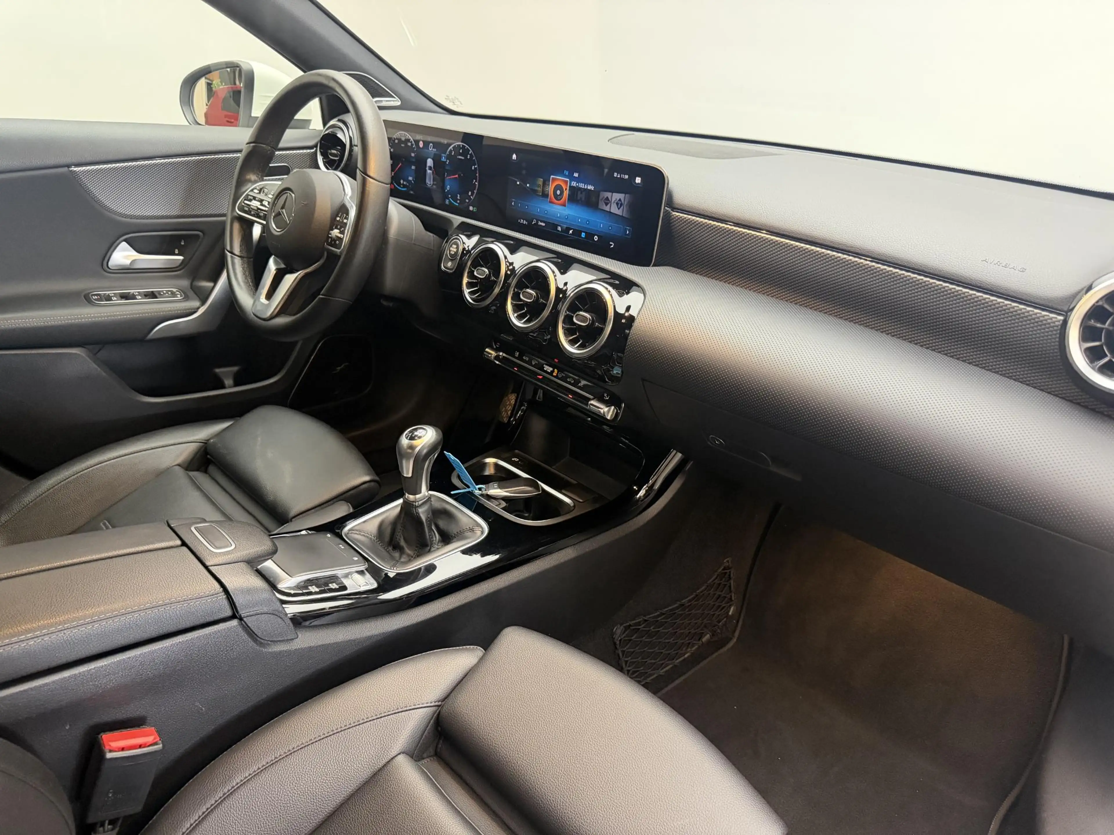 Mercedes-Benz A 200 Business Solution | 18 '' AMG wielen | Burmerster — photo 5