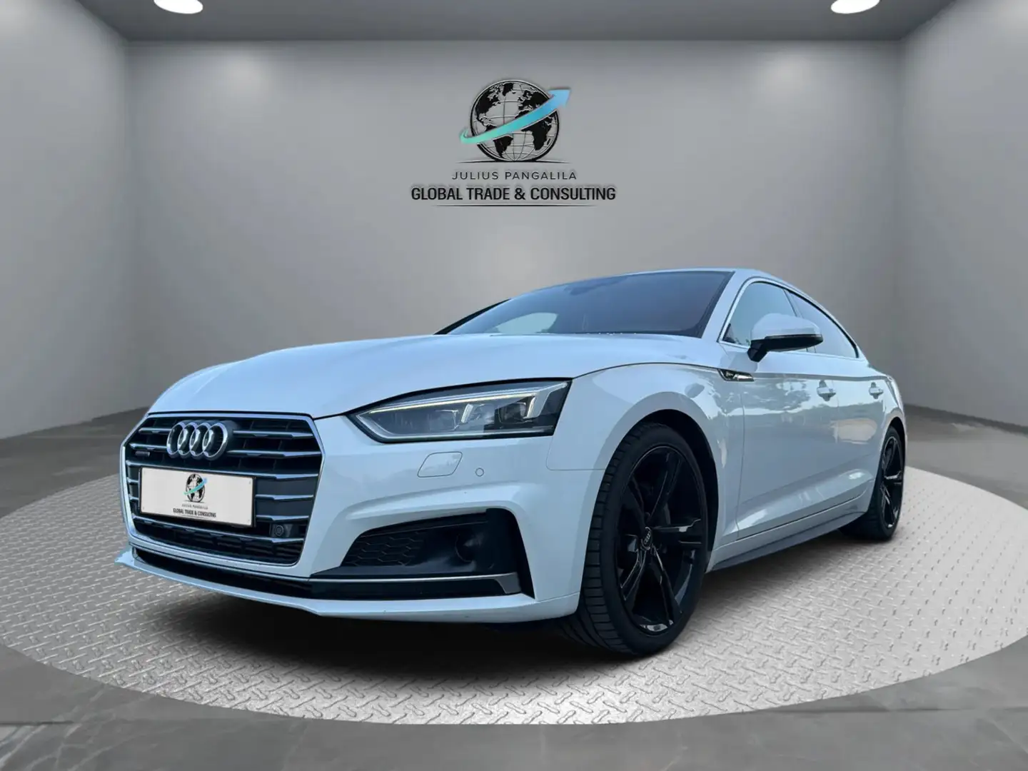 Audi A5 Quattro | Massage | Matrix LED | AHK Weiß - 1