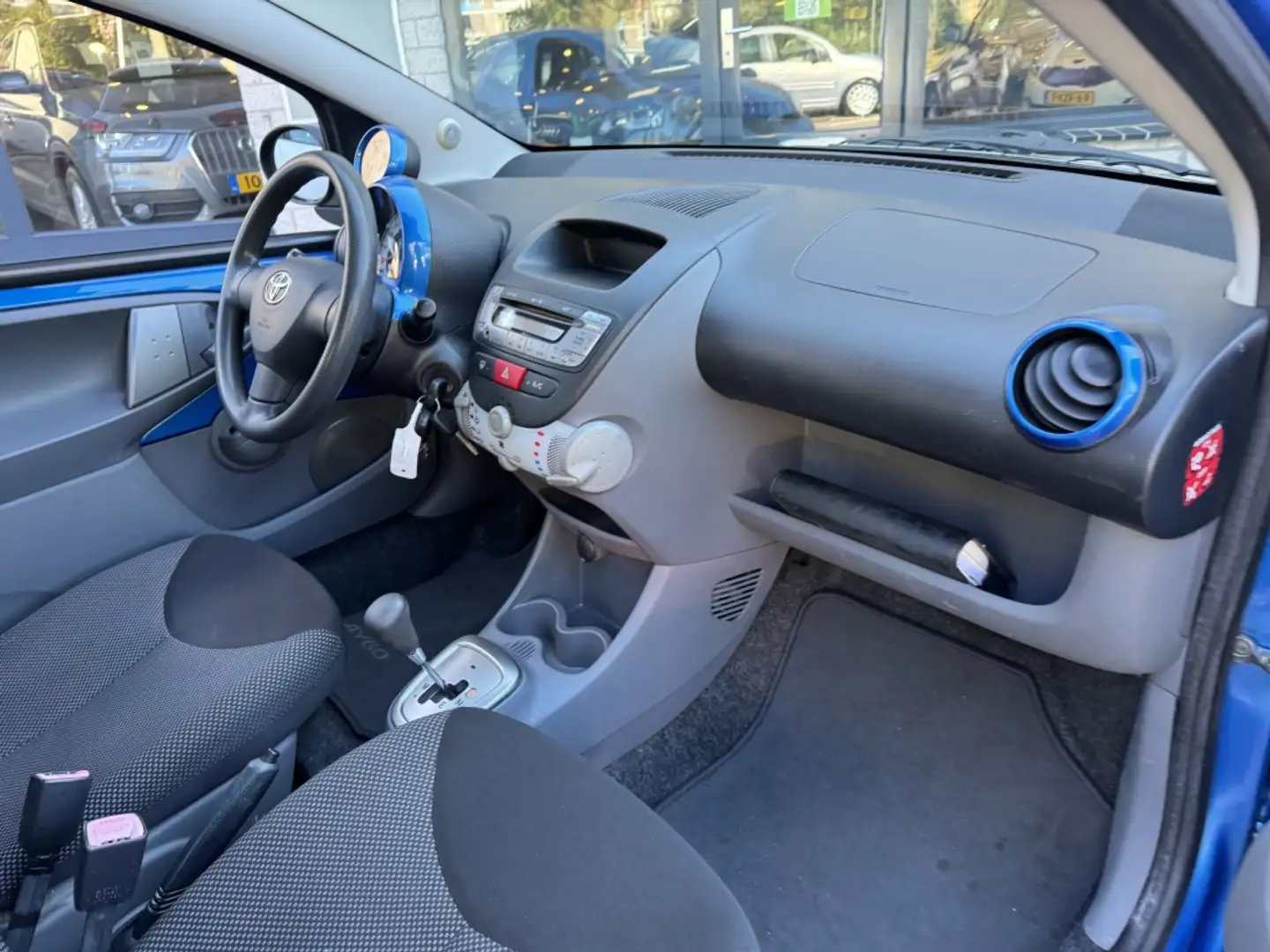 Toyota Aygo 1.0-12V Dynamic Blue Airco Automaat Blau - 2