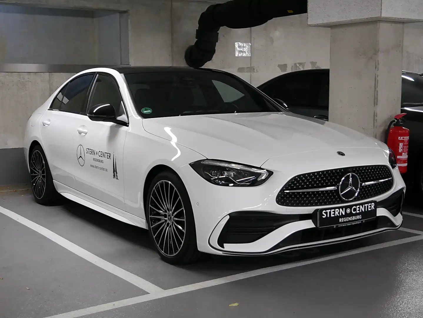 Mercedes-Benz C 220 d LED MBUX AMG SHD AHK 360 Night Cam Totw Weiß - 2