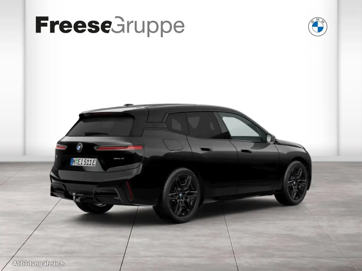 BMW iX xDrive45 Schwarz - 2