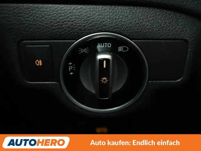 Mercedes-Benz Gla view 26