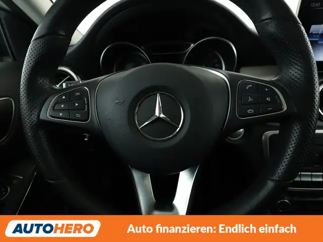 Mercedes-Benz Gla view 19