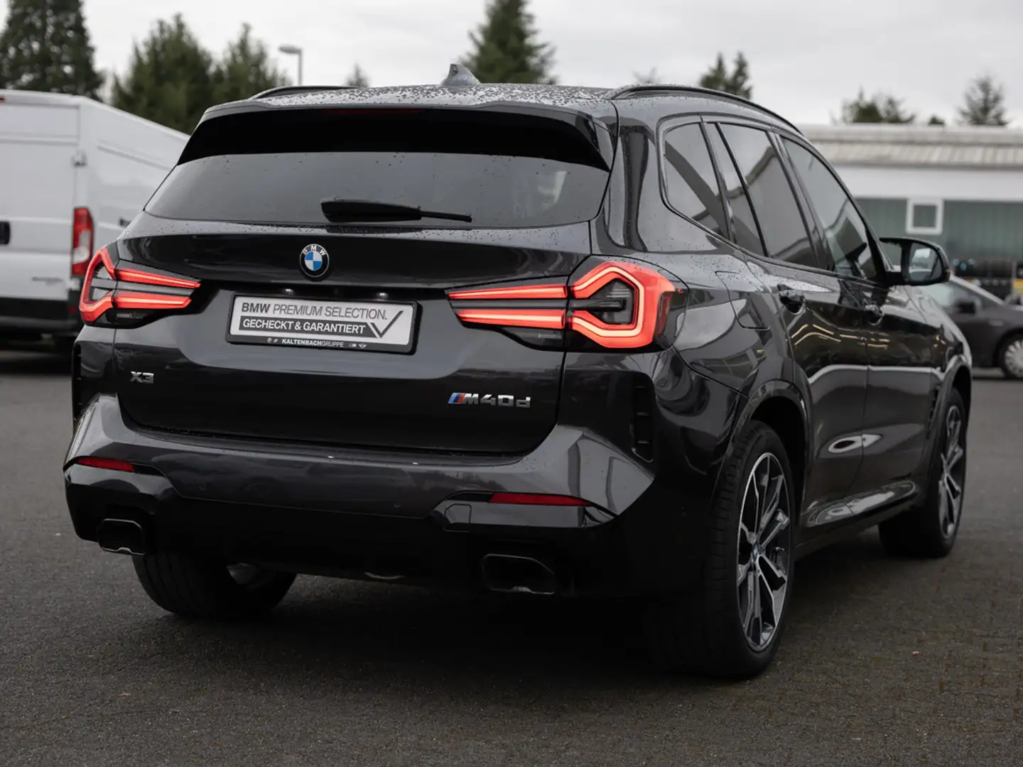 BMW X3 40d PANO AHK HUD LASER STANDHZ NAVI H/K Grau - 2