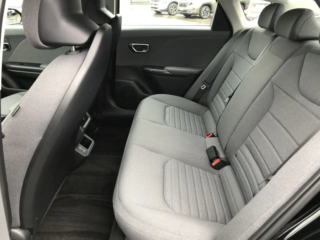 Kia K4 снимка Kia K4