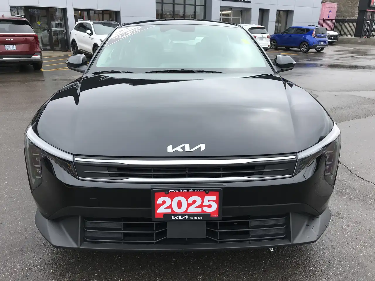 Kia K4 снимка Kia K4