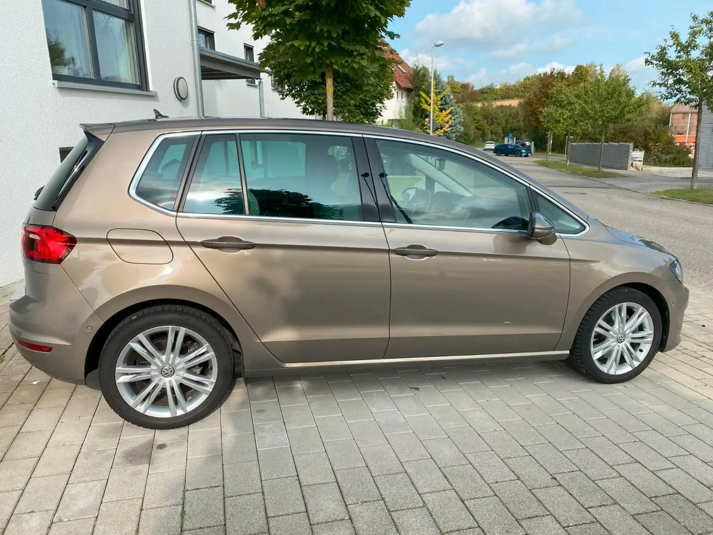 Volkswagen Golf Sportsvan Golf Sportsvan 1.4 DSG Gold - 1