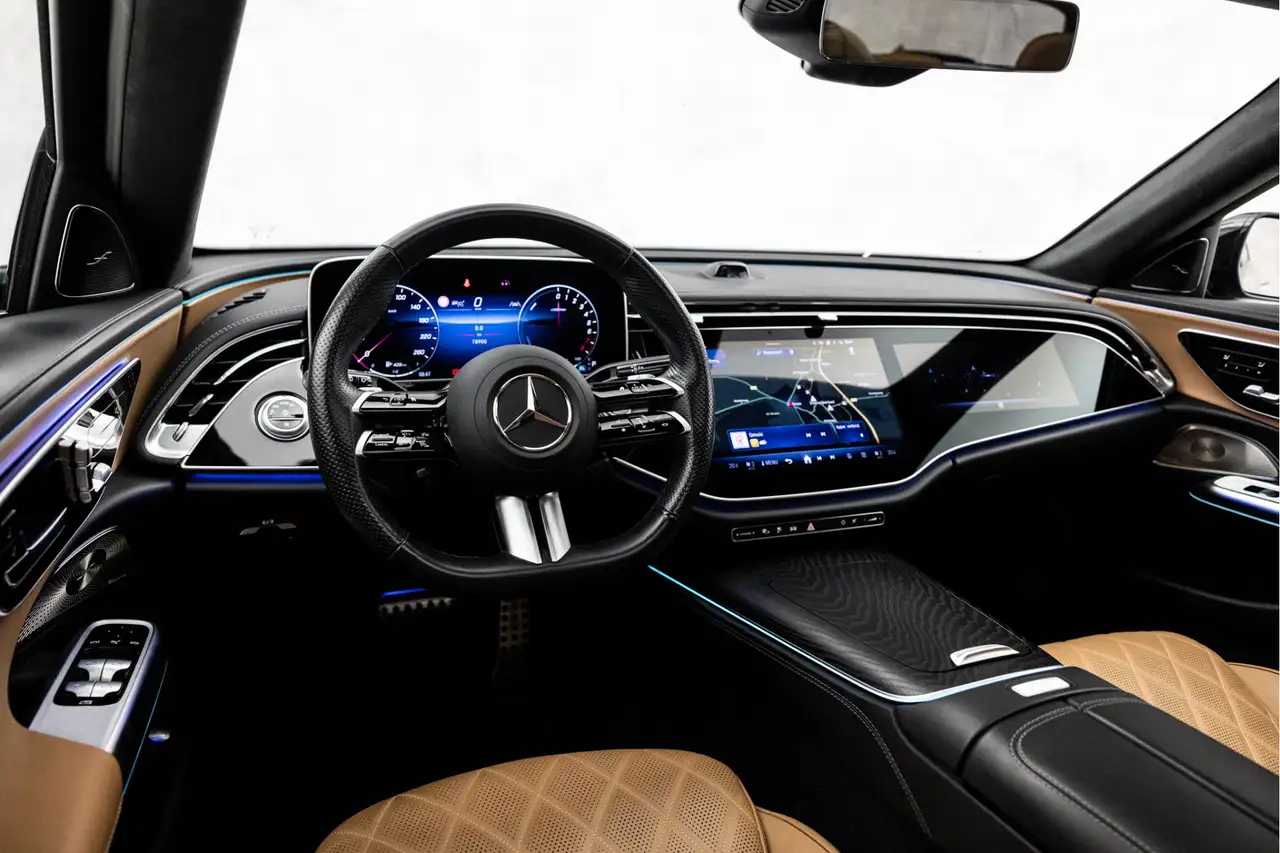 Mercedes-Benz E-Class Estate e AMG Line Hyperscreen Pano Luchtveri, миниатюра 17