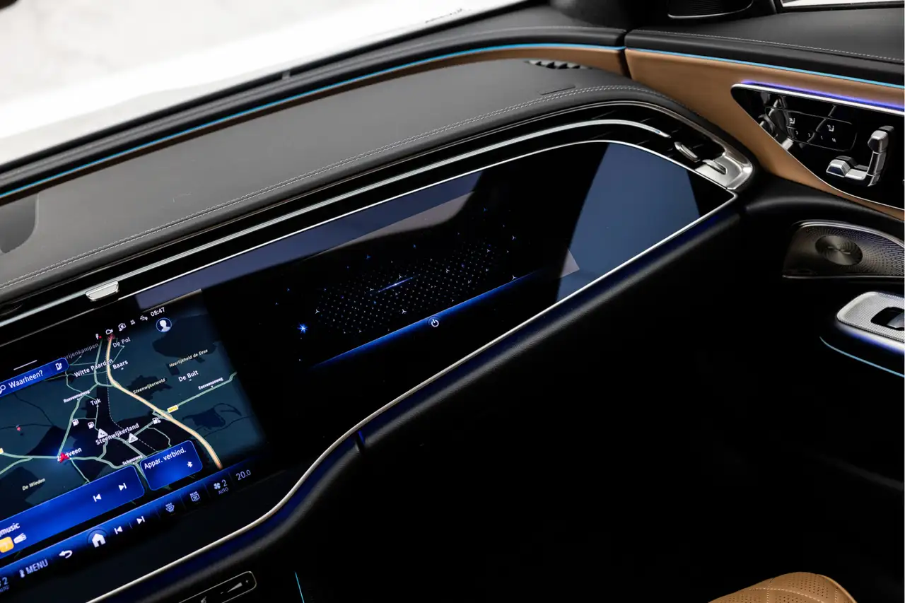 Mercedes-Benz E-Class Estate e AMG Line Hyperscreen Pano Luchtveri, миниатюра 20