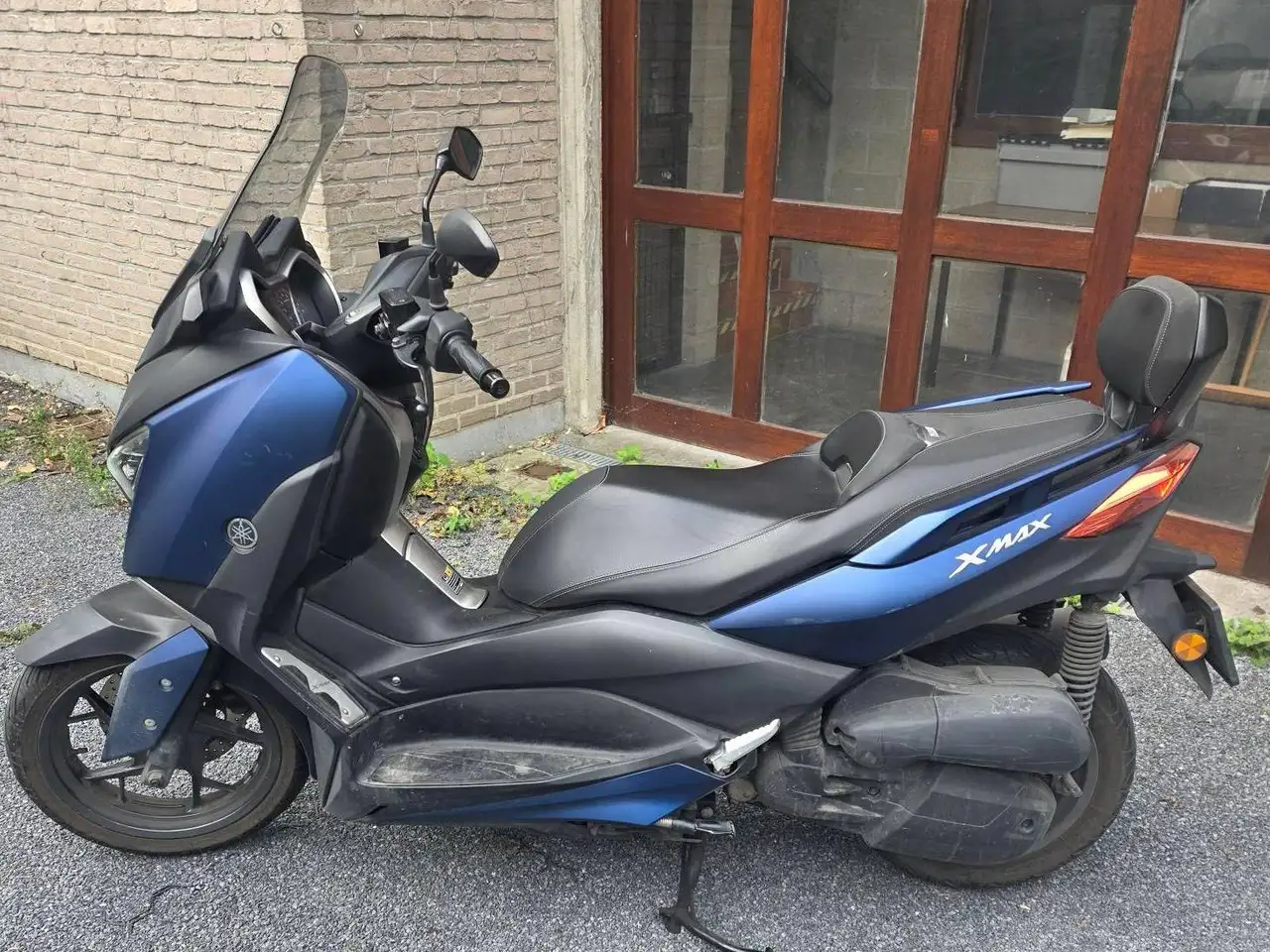 Yamaha X-Max 125