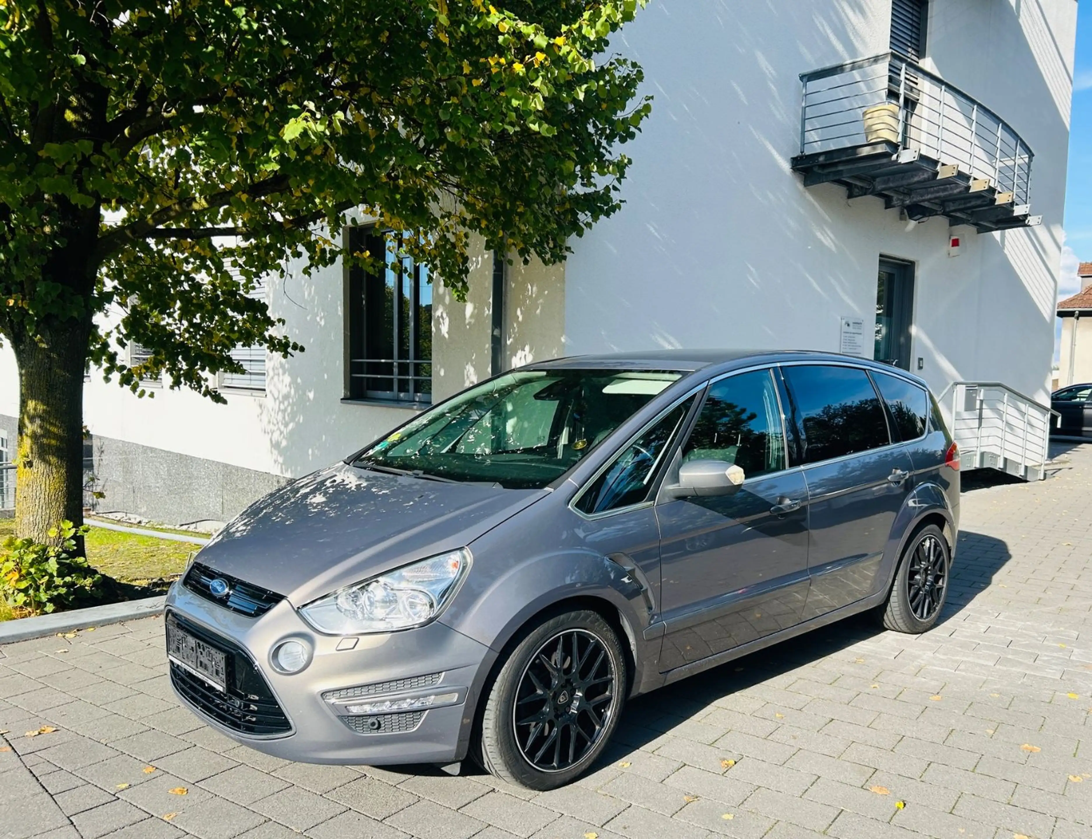 Ford S-Max Titanium *AHK, RFK, Totwnkl., Pano* — photo 13