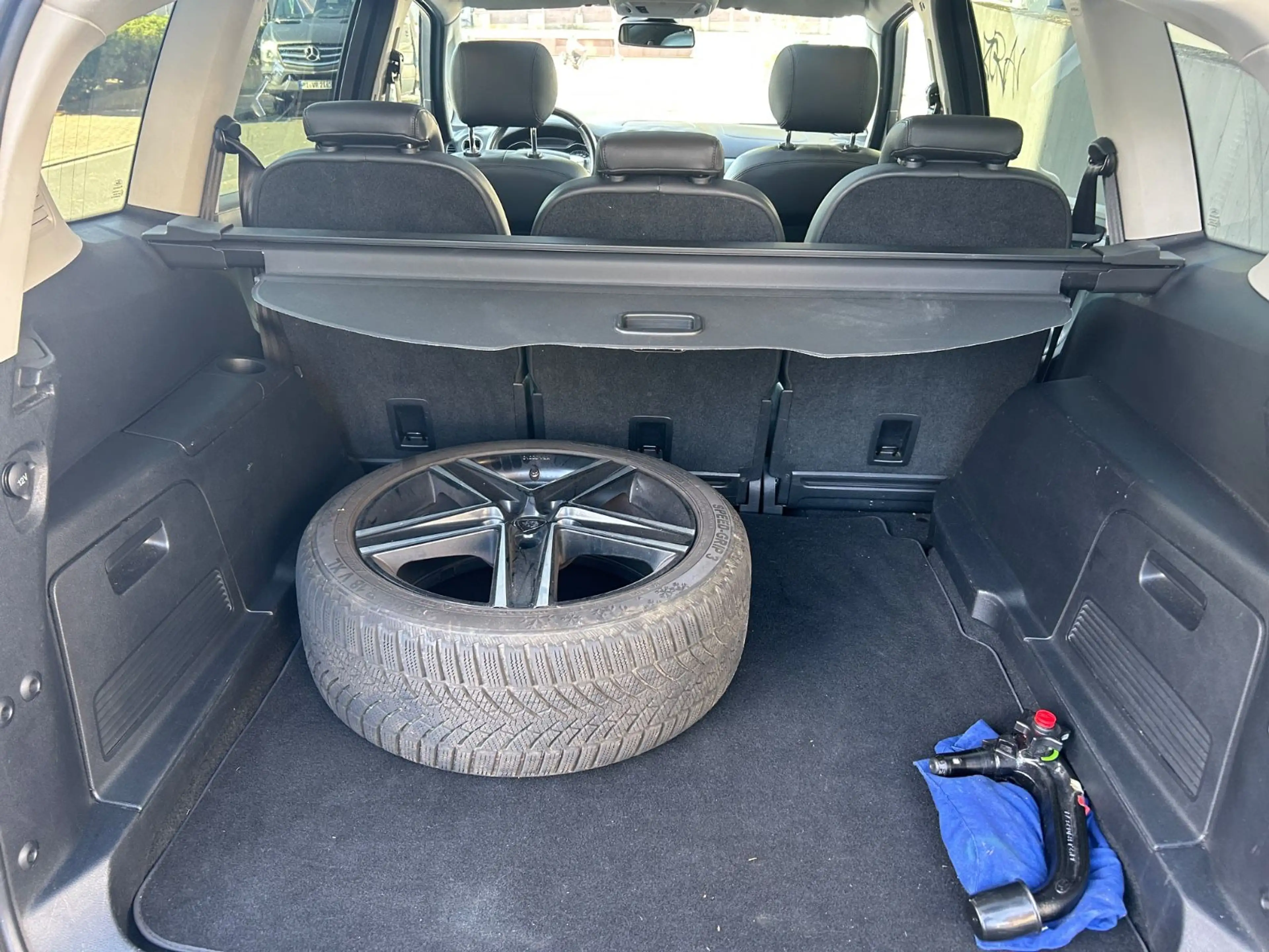 Ford S-Max Titanium *AHK, RFK, Totwnkl., Pano* — photo 10