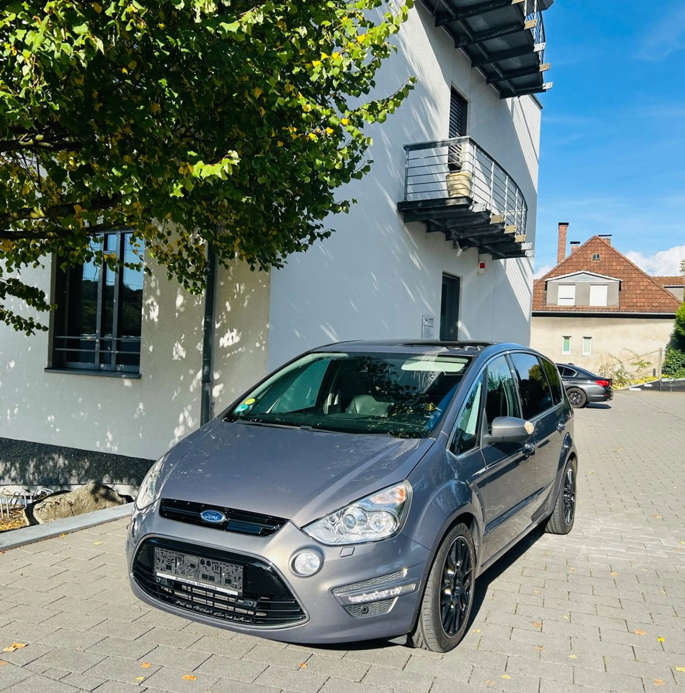 Ford S-Max Titanium *AHK, RFK, Totwnkl., Pano* — photo 15