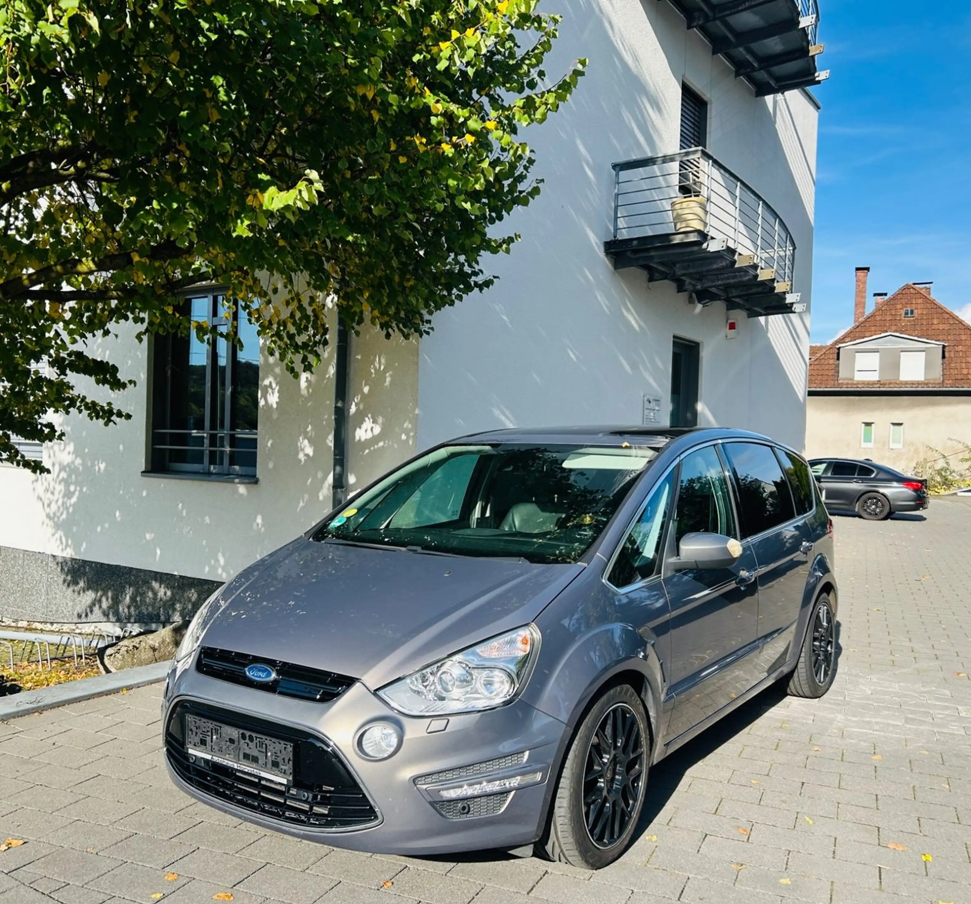 Ford S-Max Titanium *AHK, RFK, Totwnkl., Pano* — photo 14