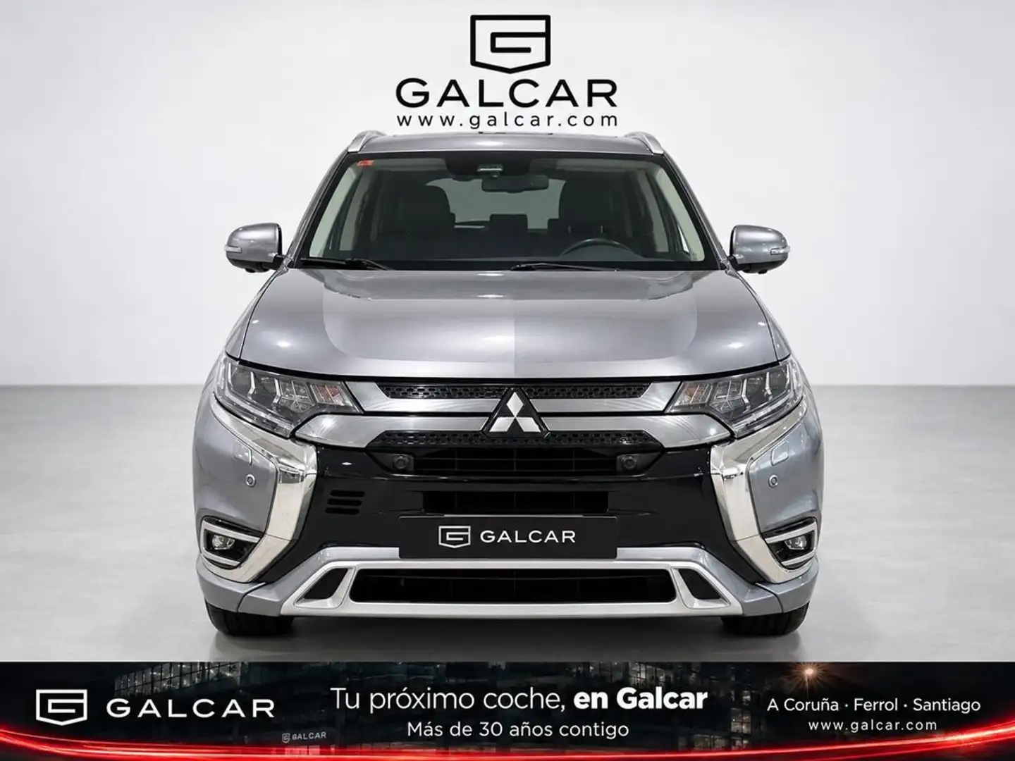 Mitsubishi Outlander 2.4 PHEV 240cv 4WD Kaiteki Burdeos - 2