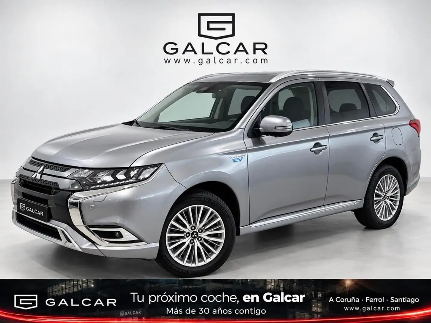 Mitsubishi Outlander 2.4 PHEV 240cv 4WD Kaiteki Burdeos - 1