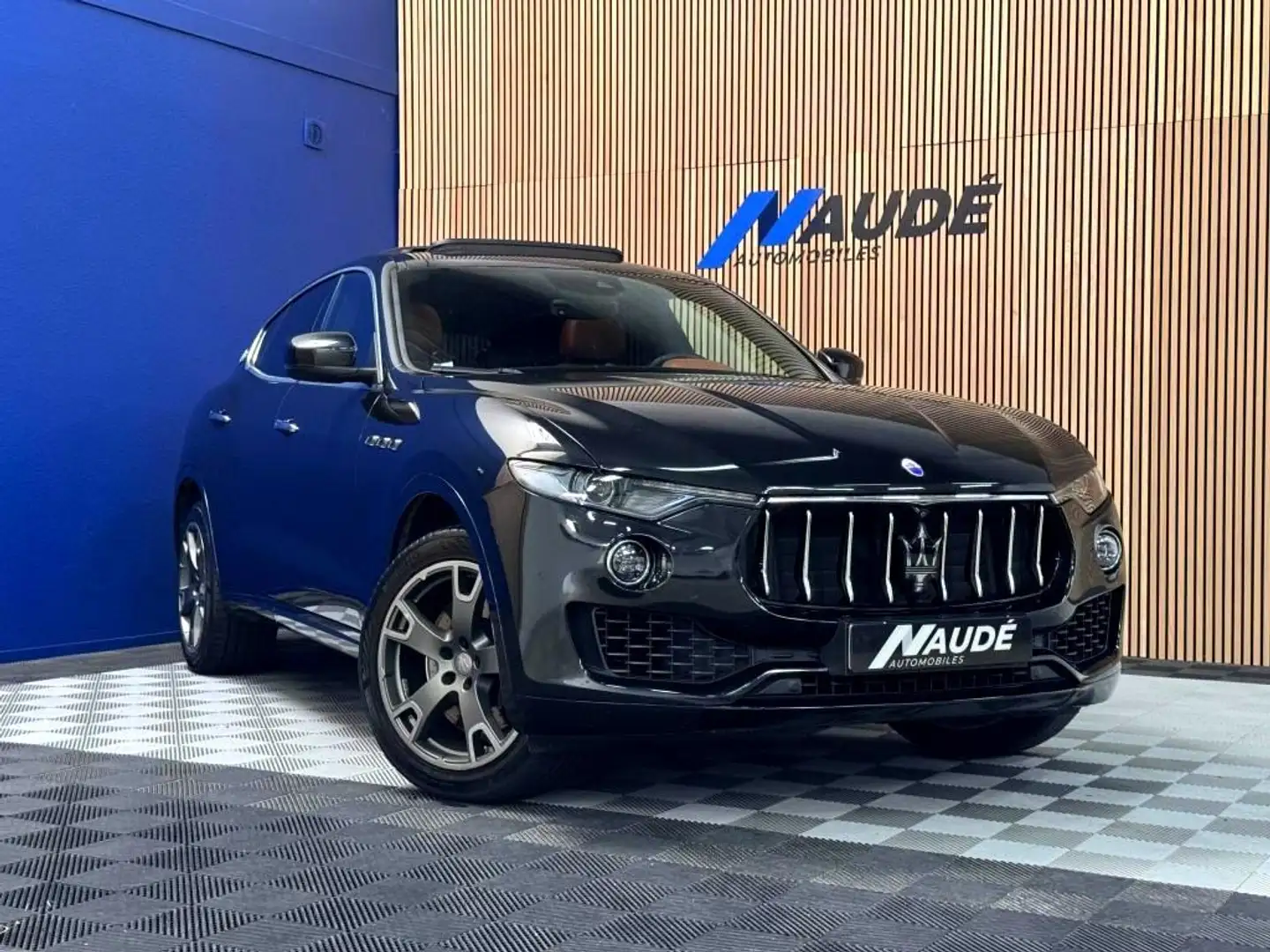 Maserati Levante Levante SQ4 3.0 V6 430 CH BVA Černá - 1