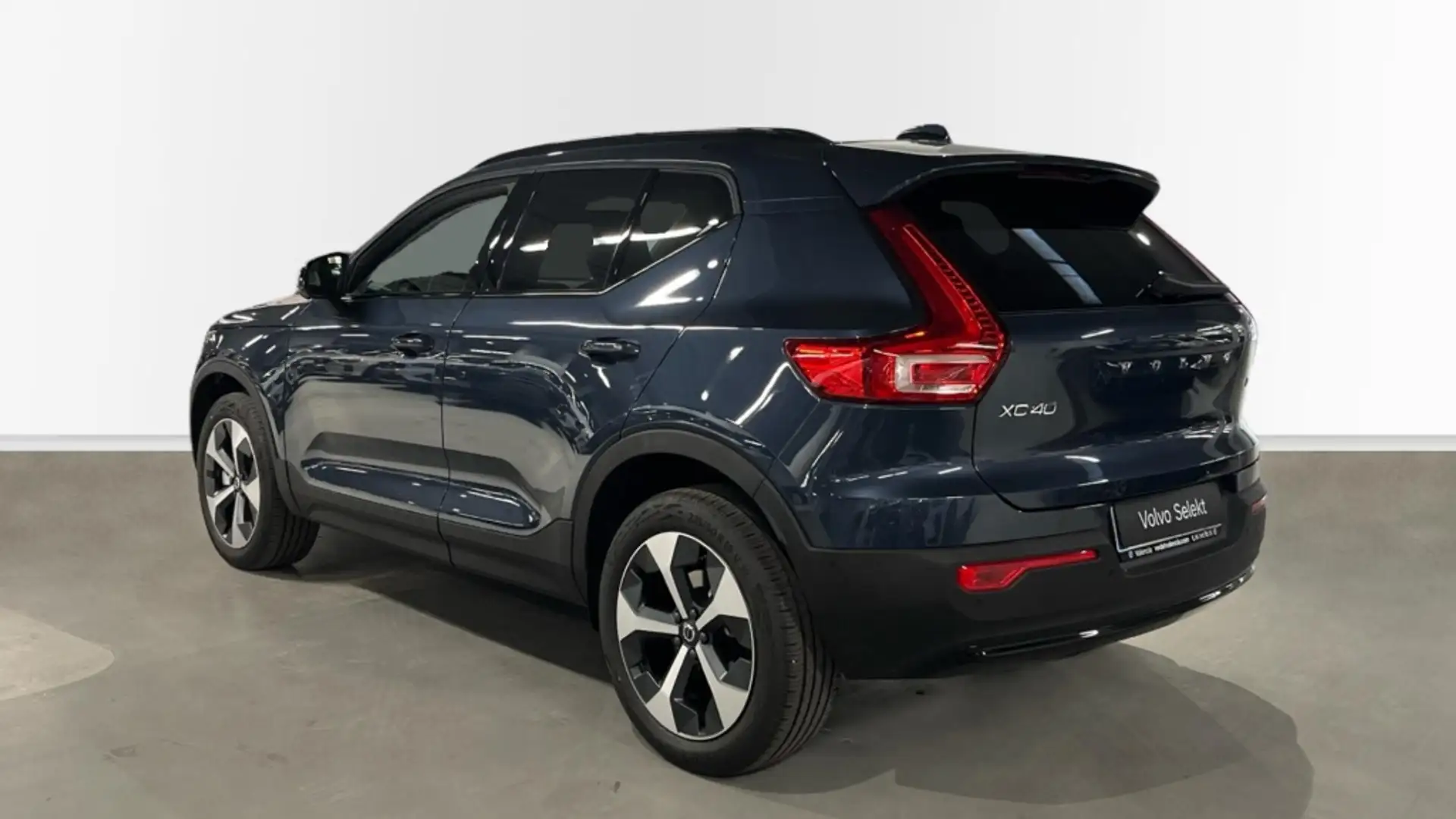 Volvo XC40 NUEVO ULTRA, B3 MILD HYBRID, GASOLINA, DARK Azul - 2
