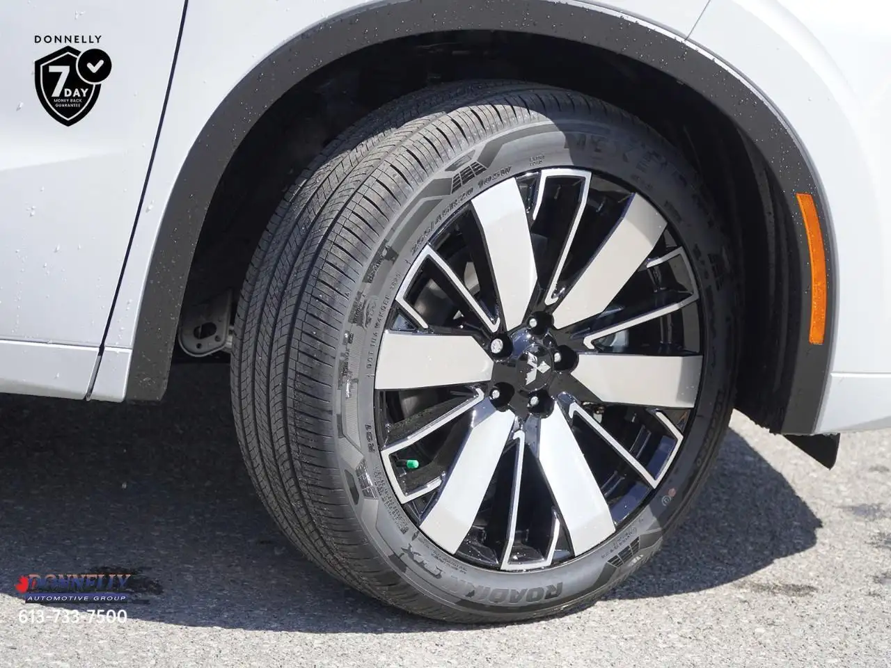 Mitsubishi Outlander снимка Mitsubishi Outlander