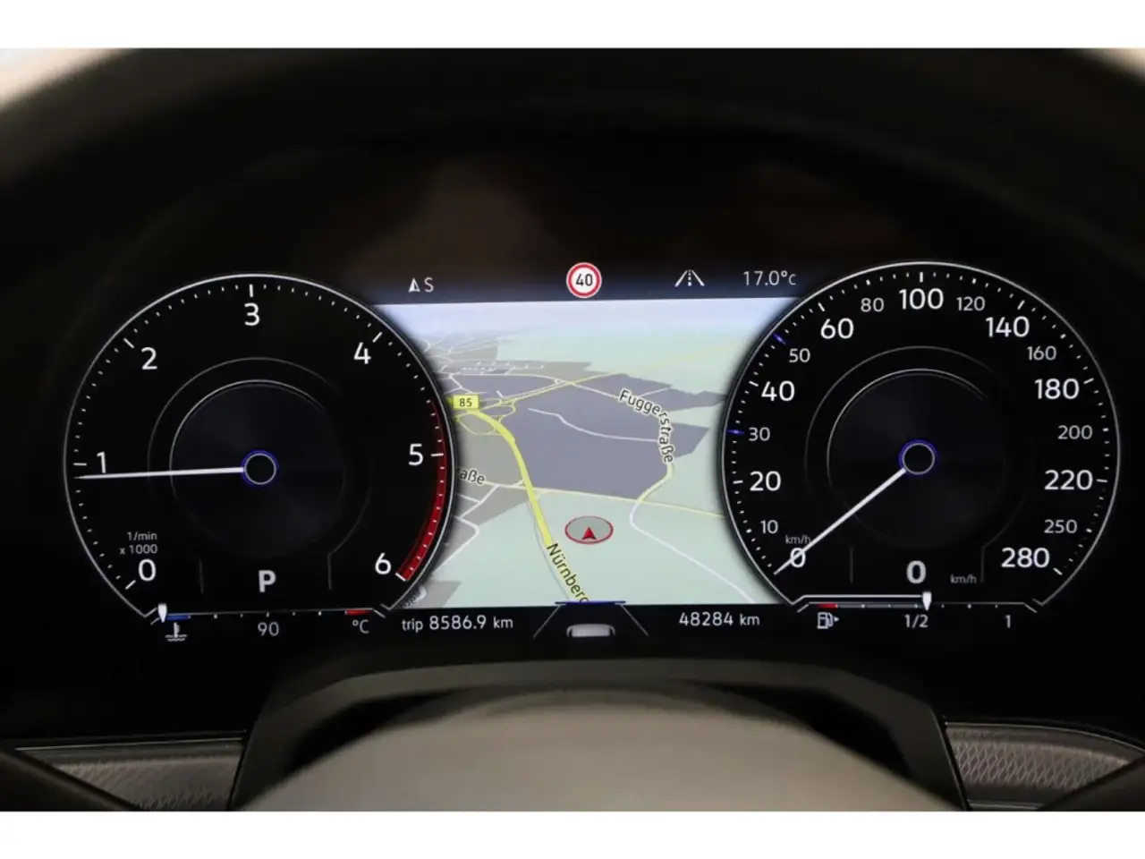 Volkswagen Touareg 3.0 TDI V6 4Motion R-Line DCP/NAV//LED 9