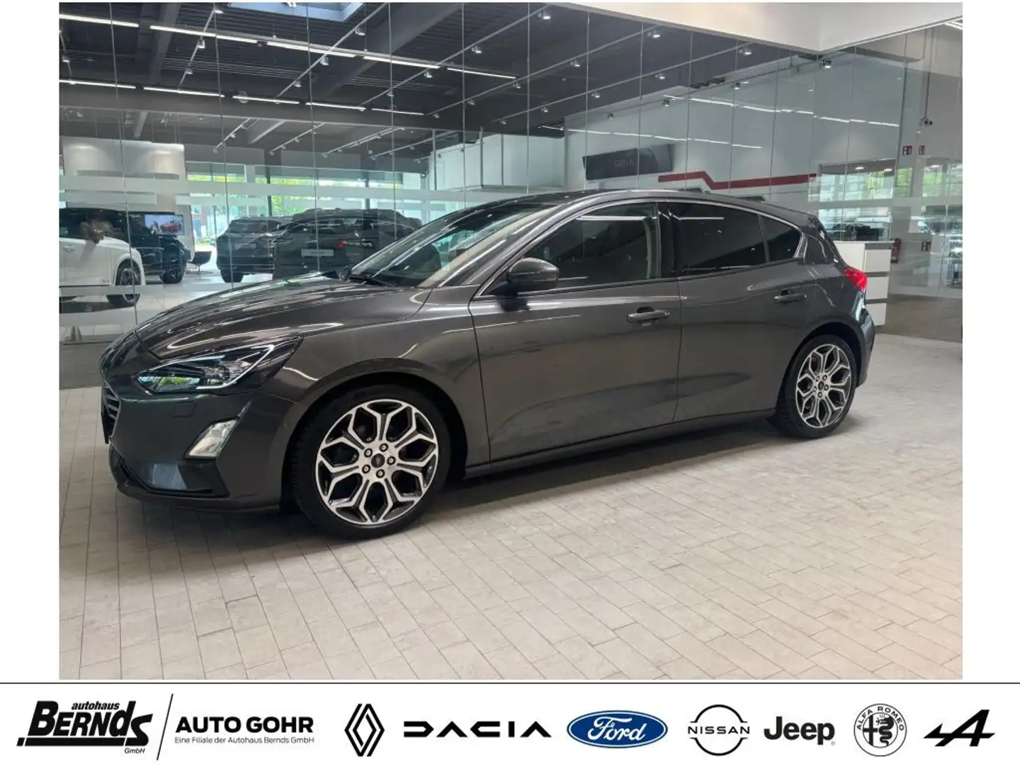 Ford Focus 1.0 EcoBoost Start-Stopp-System TITANIUM - 1