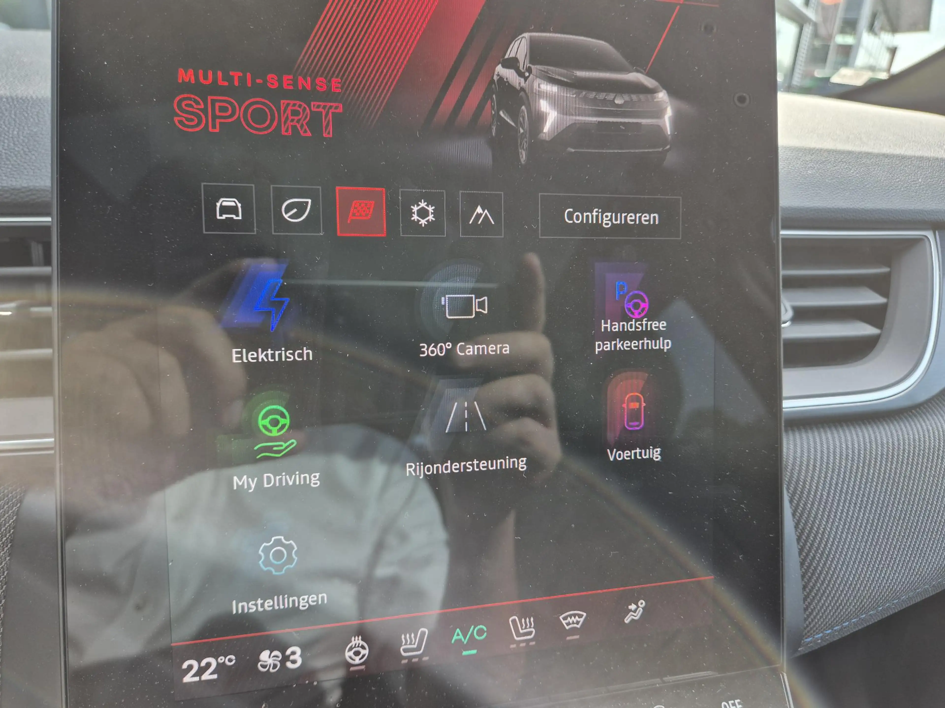Renault Symbioz 1.8 E-Tech full hybrid 160 esprit Alpine Solarbay — photo 18
