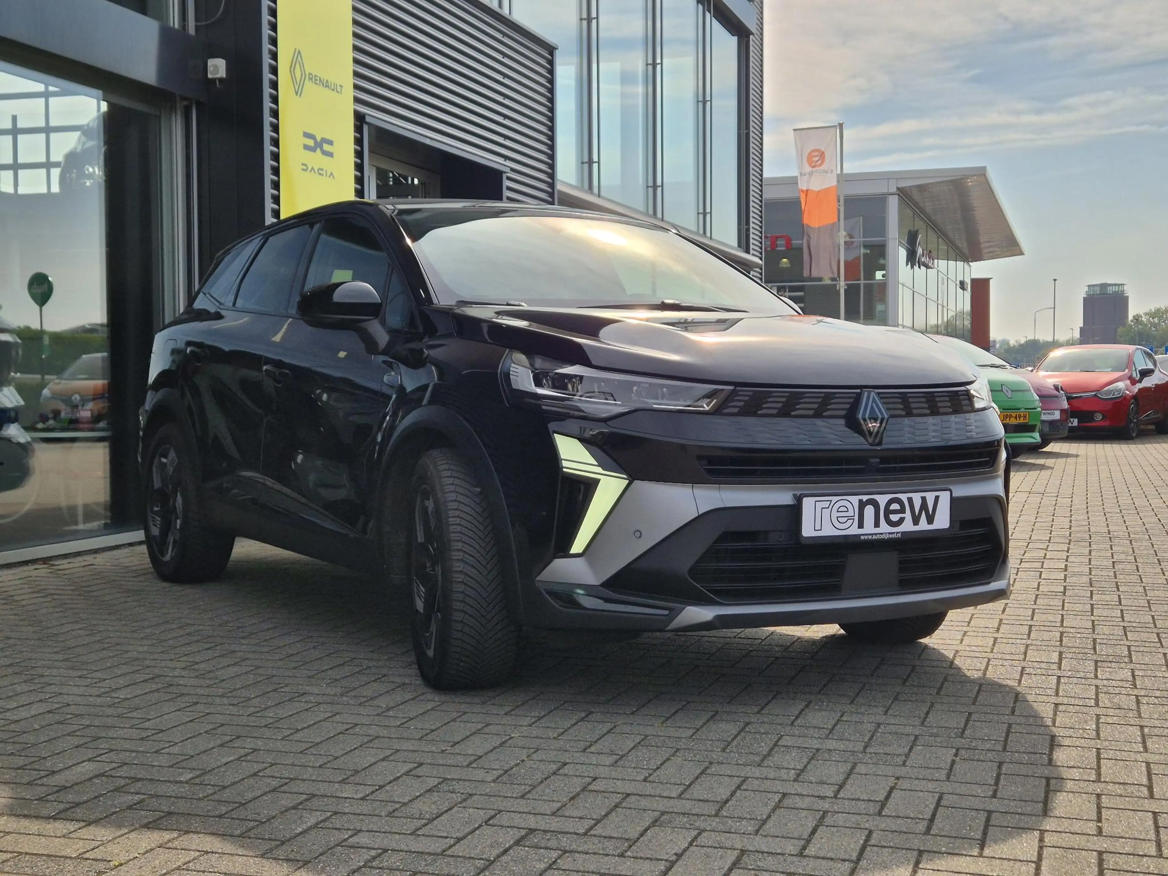 Renault Symbioz 1.8 E-Tech full hybrid 160 esprit Alpine Solarbay — photo 4